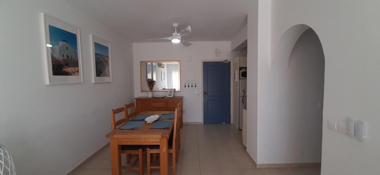 Limnaria Gardens - Superb Modern 1 Bed With Pool Views Apartament