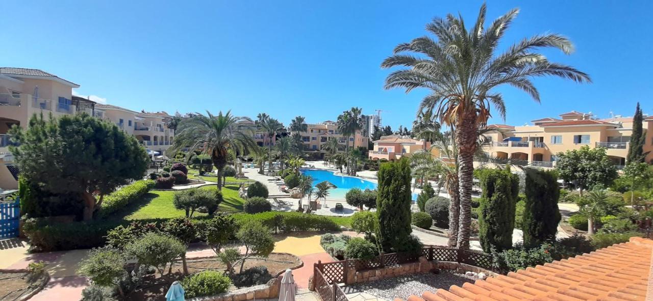 Apartament Limnaria Gardens - Superb Modern 1 Bed With Pool Views *